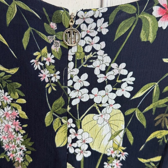 Tommy Hilfiger Navy Floral V-Neck Midi Dress - Picture 9 of 10